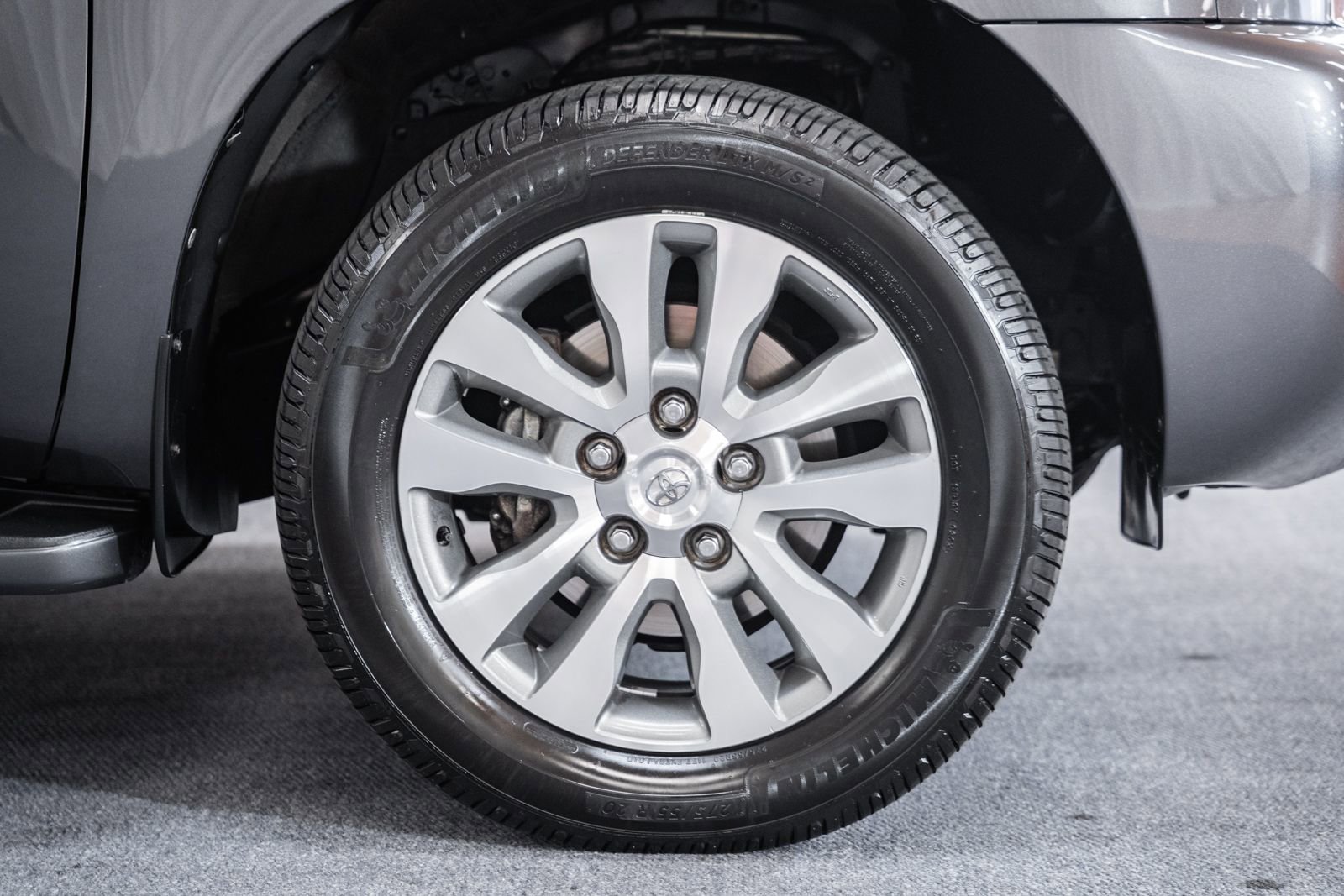 Used 2015 Toyota Sequoia Limited image 19