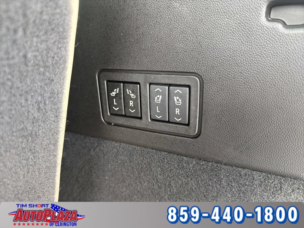 Used 2024 Cadillac XT6 Sport w/ Technology Package AWD/4WD image 24