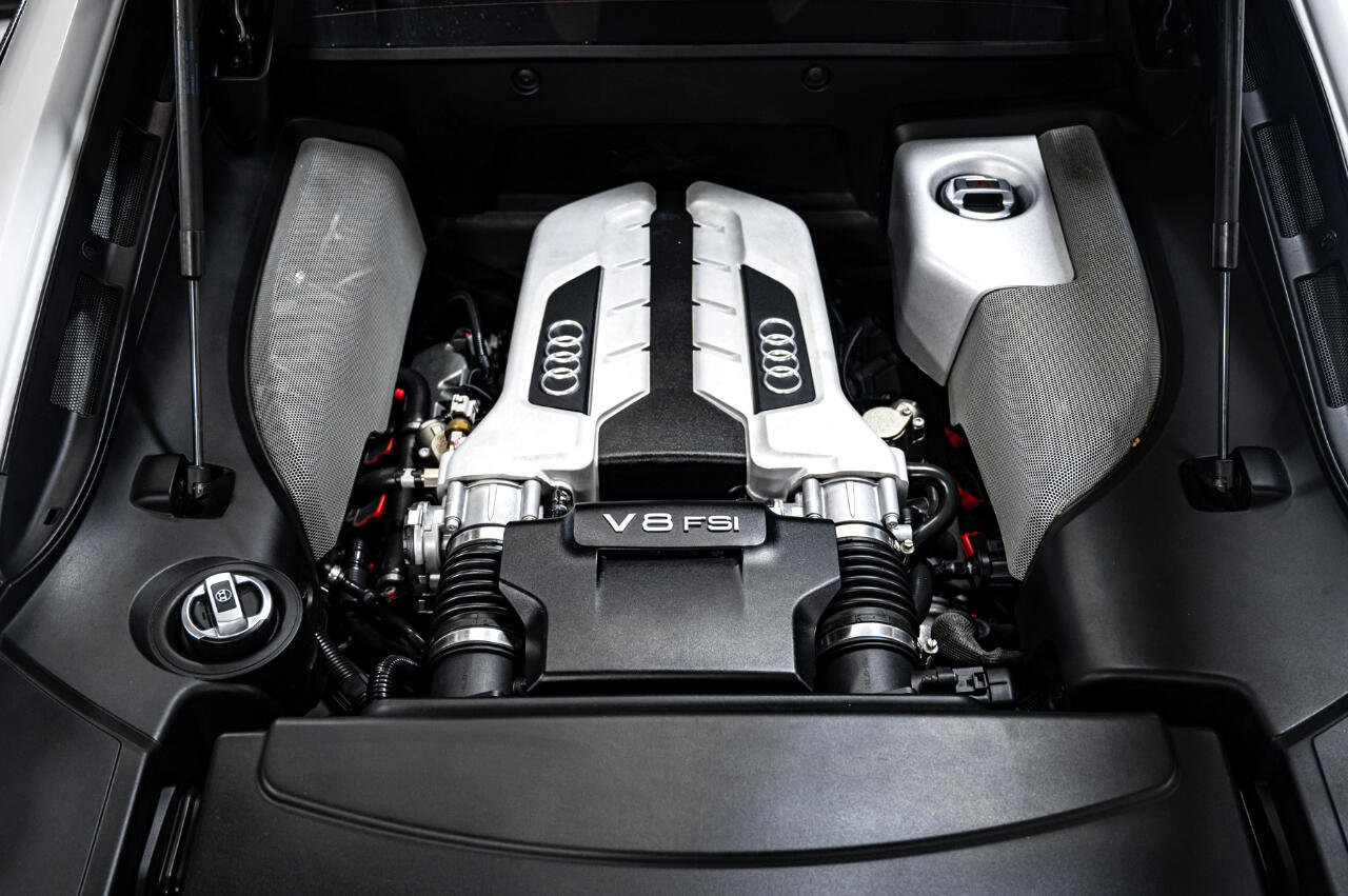 Used 2009 Audi R8 V8 image 33
