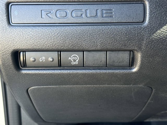 Used 2024 Nissan Rogue S AWD/4WD image 26