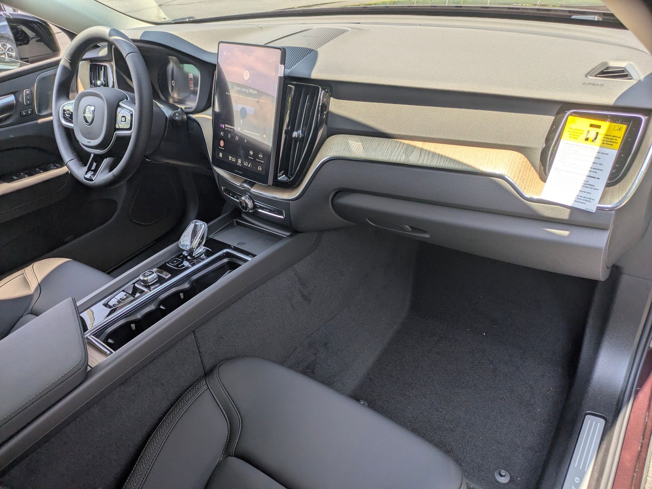 New 2026 Volvo XC60 B5 Plus w/ Protection Package Premier image 28