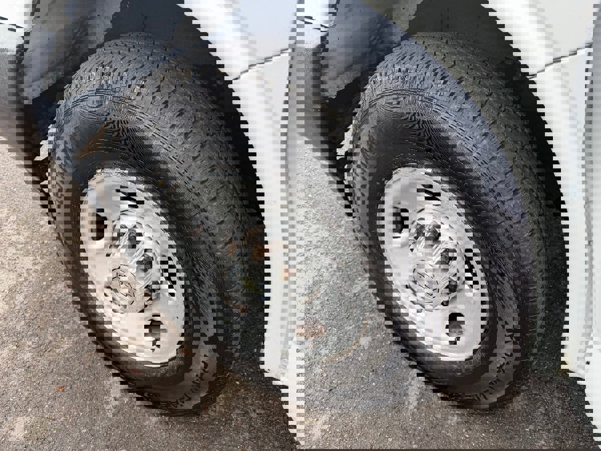 Used 2022 Chevrolet Express 2500 w/ Driver Convenience Package image 20