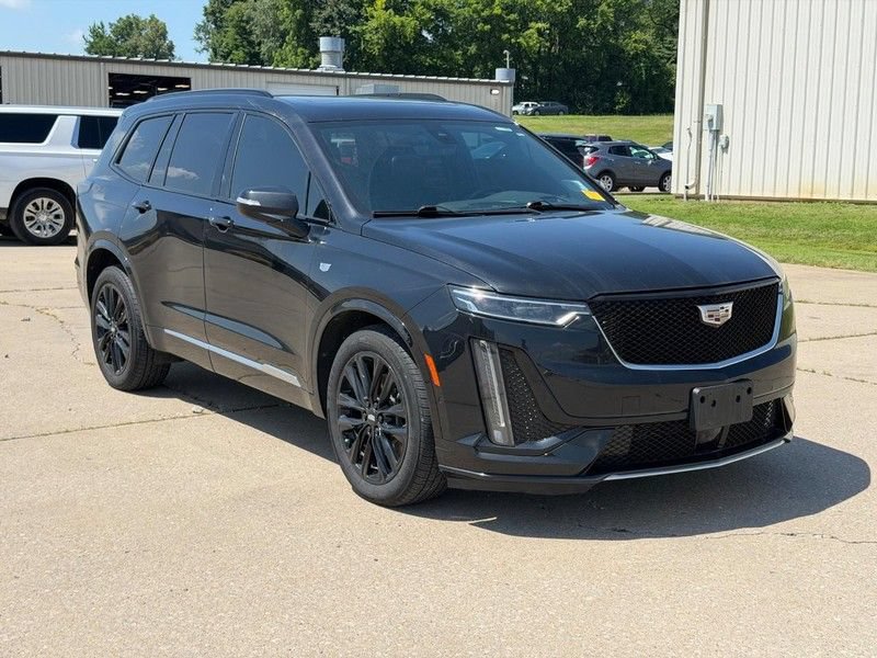 Used 2021 Cadillac XT6 Sport w/ Platinum Package AWD/4WD image 1