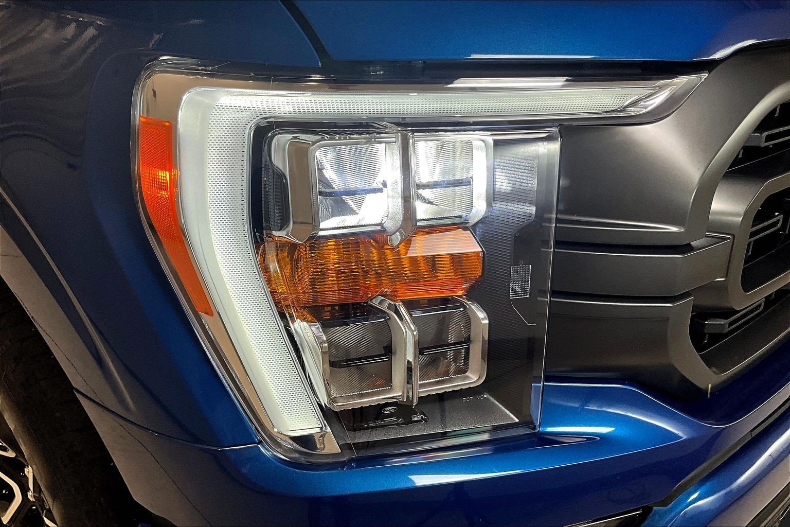 Used 2023 Ford F150 XLT AWD/4WD image 34