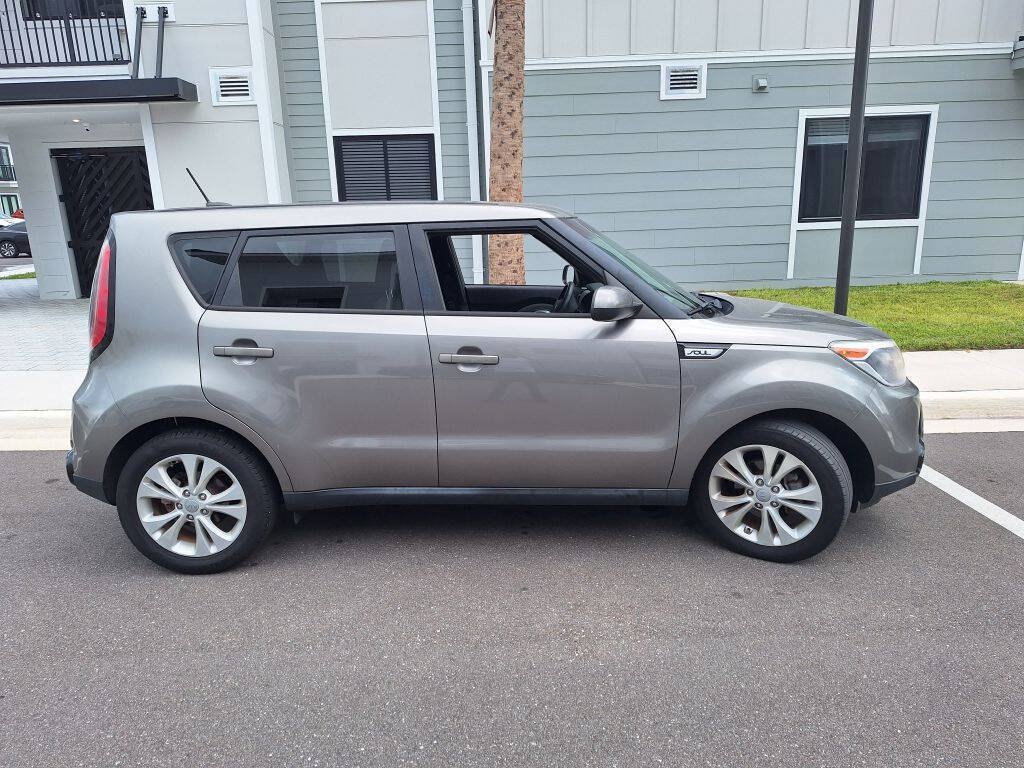 Used 2016 Kia Soul + FWD image 5