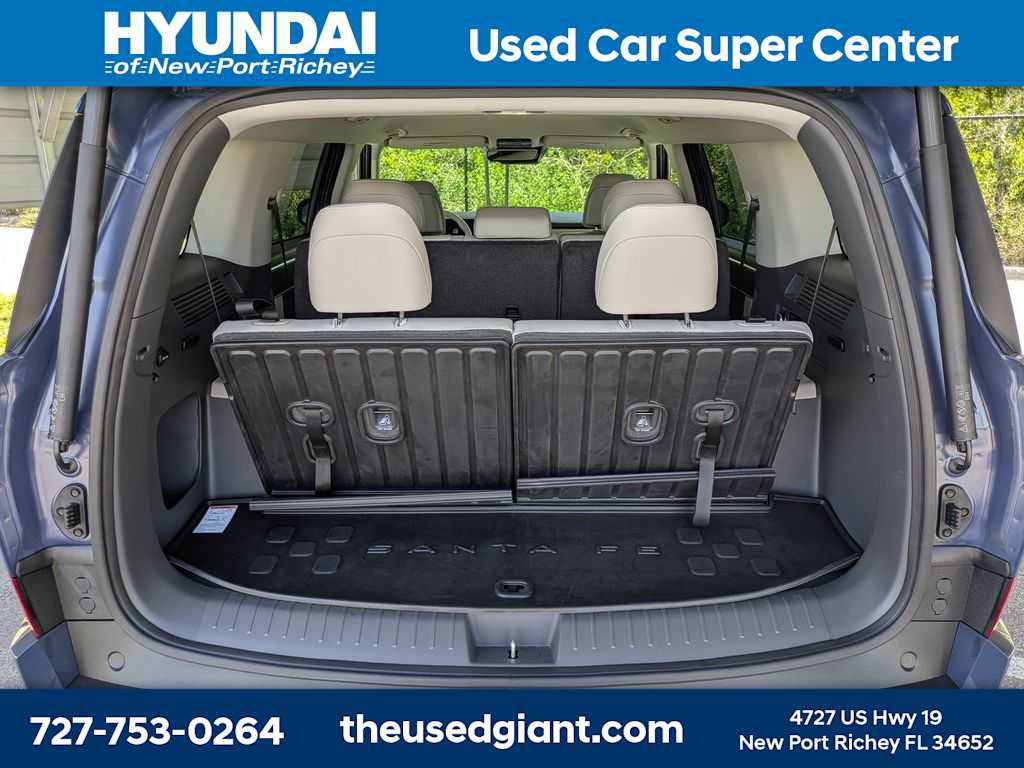 Used 2026 Hyundai Santa Fe SEL w/ Tow & Go Package FWD image 11
