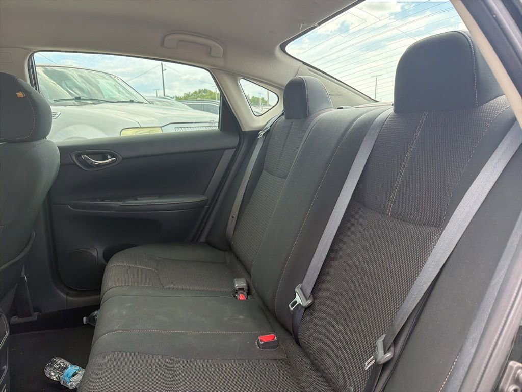 Used 2018 Nissan Sentra S FWD image 9