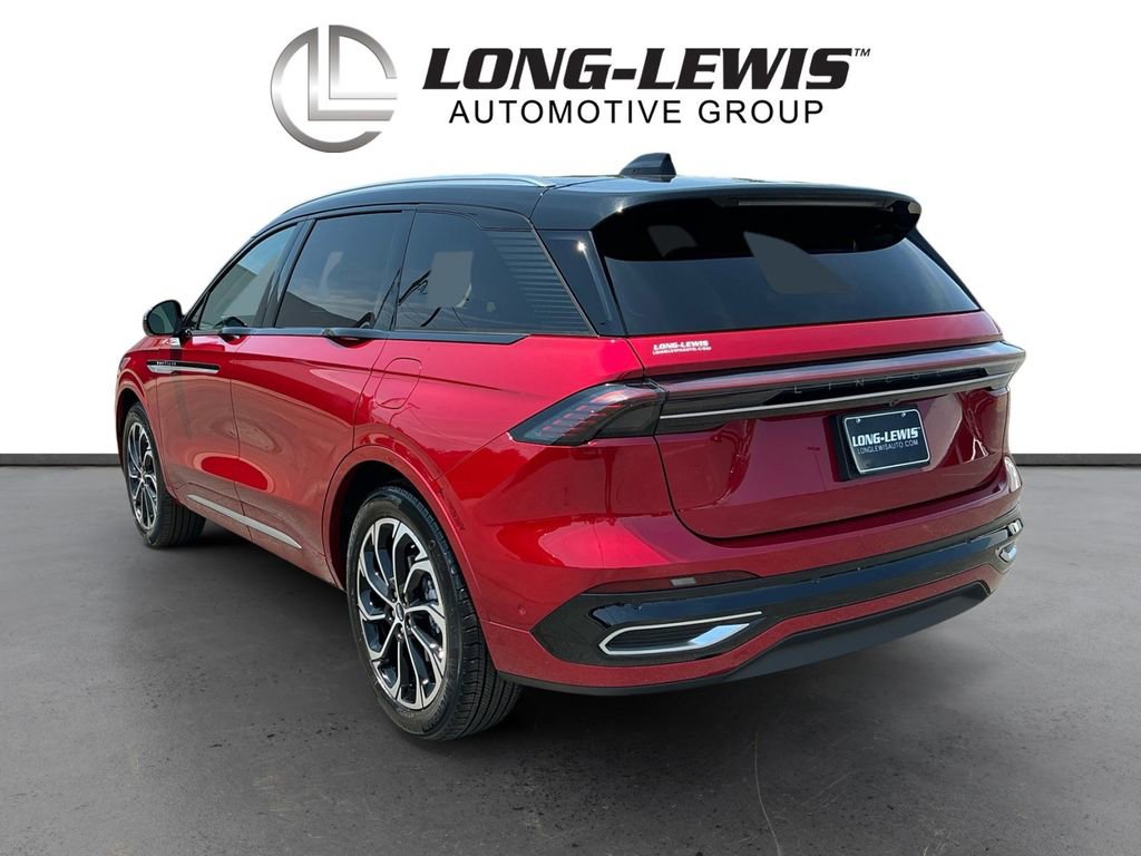 Used 2024 Lincoln Nautilus Reserve w/ Equipment Group 202A AWD/4WD image 4