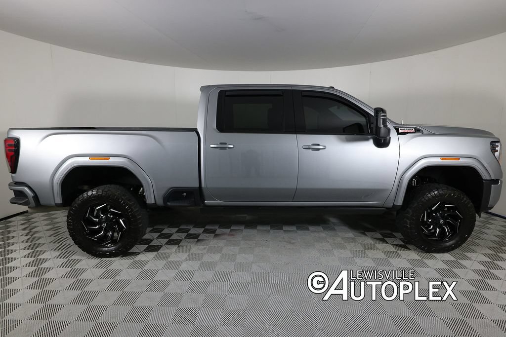 Used 2025 GMC Sierra 2500 AT4 w/ AT4 Premium Plus Package AWD/4WD image 4