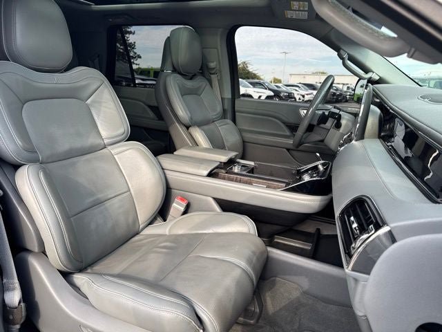 Used 2018 Lincoln Navigator L Reserve w/ Cargo Package AWD/4WD image 30