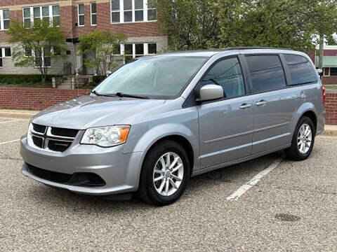 Used 2012 Dodge Grand Caravan SXT image 5