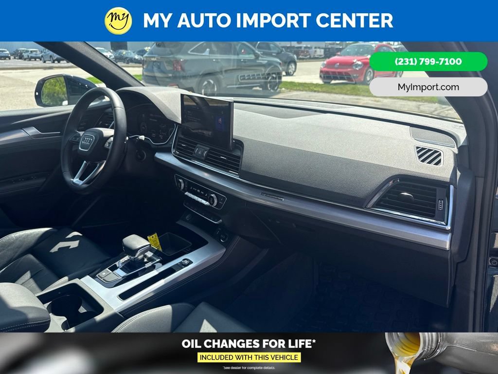 Used 2023 Audi Q5 2.0T Premium Plus w/ Premium Plus Package AWD/4WD image 32