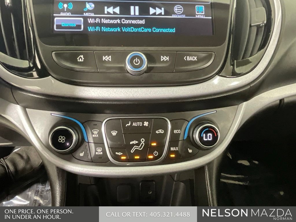 Used 2018 Chevrolet Volt LT w/ Comfort Package FWD image 35