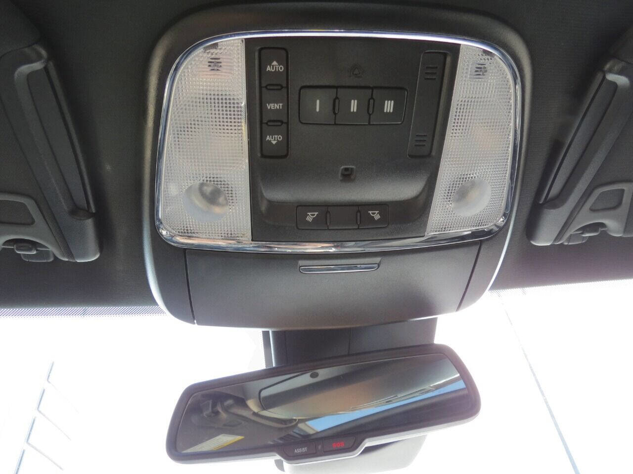 Used 2018 Dodge Charger GT image 24