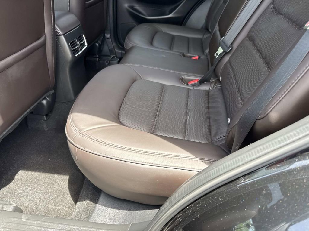 Certified 2023 MAZDA CX-5 Signature AWD/4WD image 16