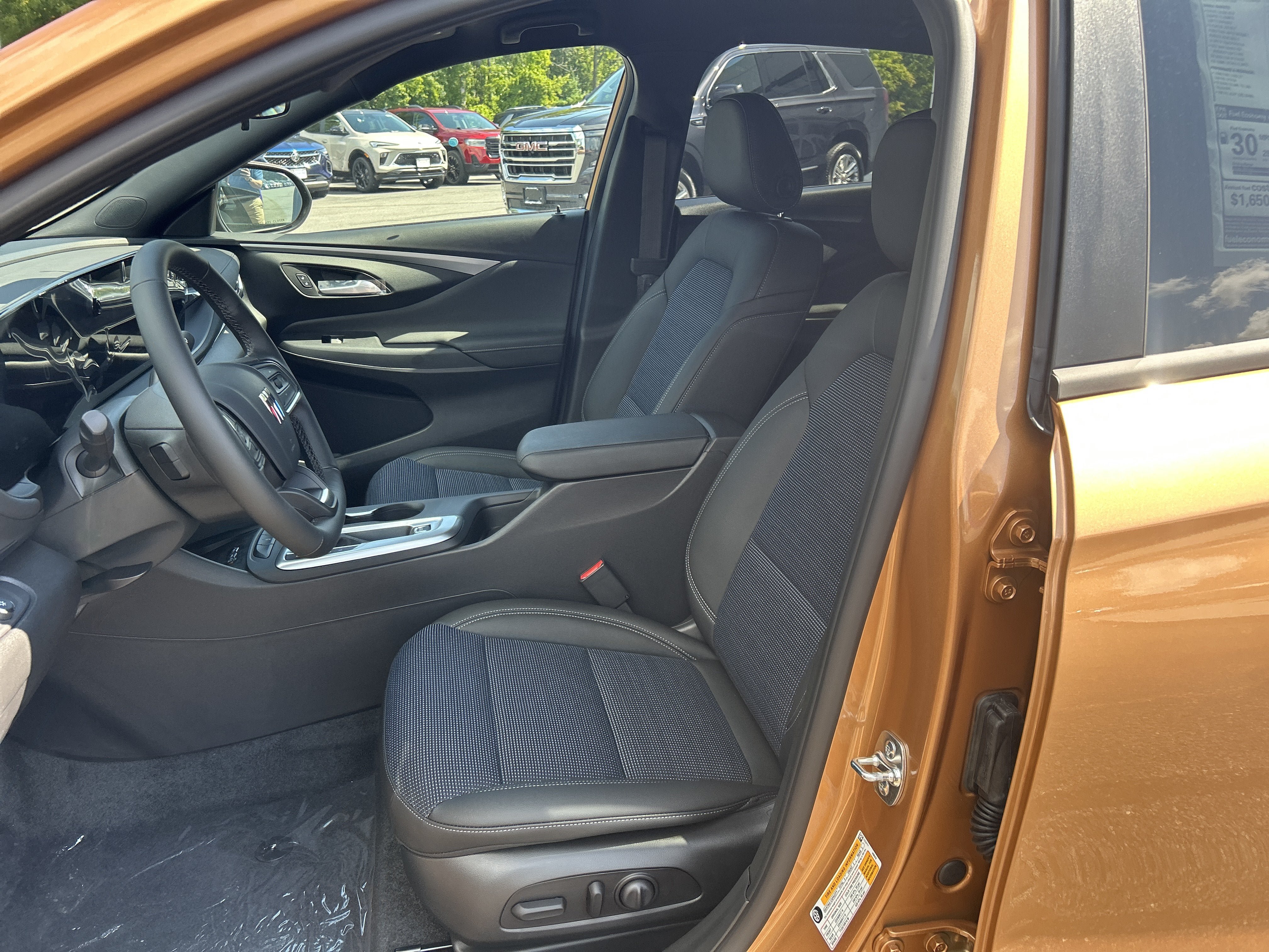 New 2026 Buick Envista Sport Touring w/ Convenience I Package FWD image 18