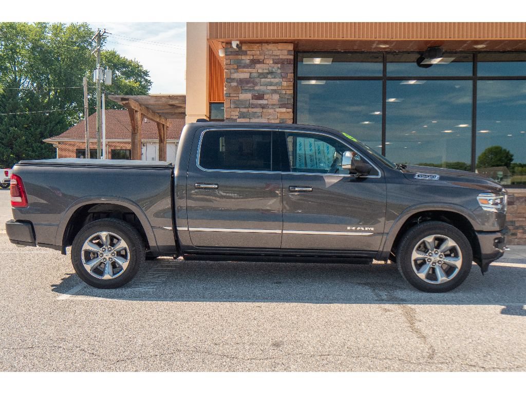 Used 2022 RAM 1500 Limited AWD/4WD image 2
