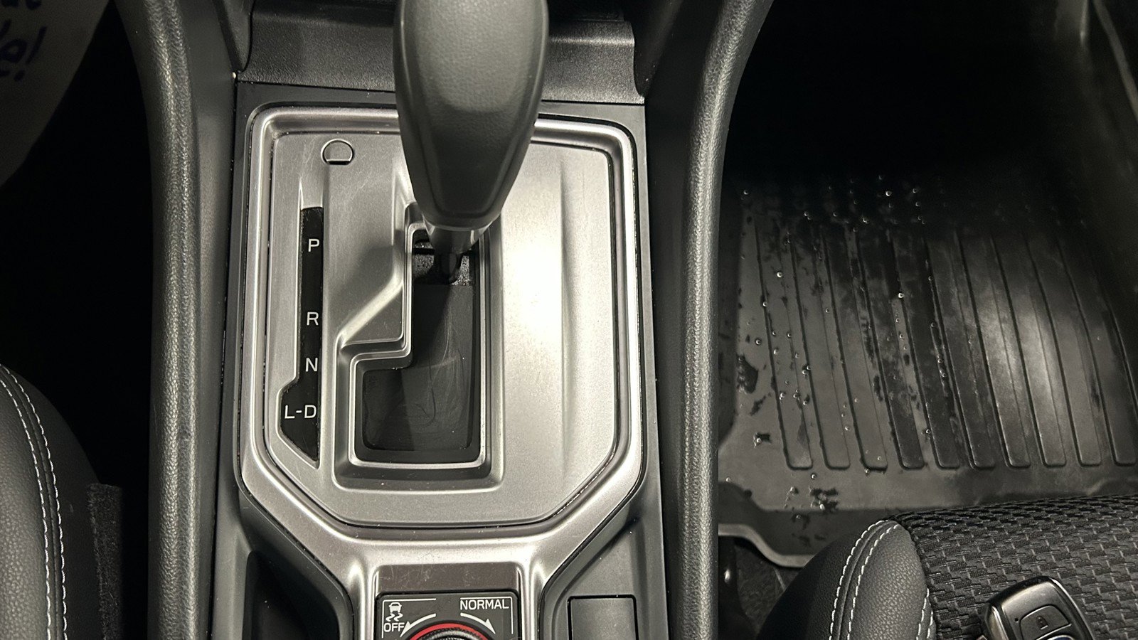 Used 2023 Subaru Forester Premium image 35