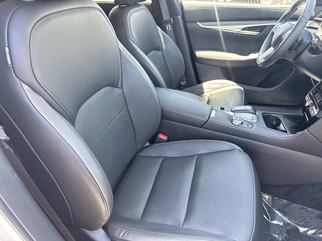 Certified 2025 INFINITI QX50 Luxe AWD/4WD image 29