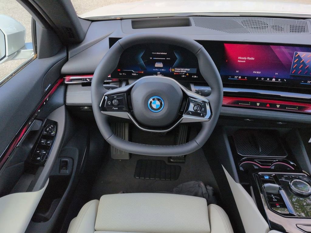 New 2026 BMW i5 eDrive40 RWD image 16