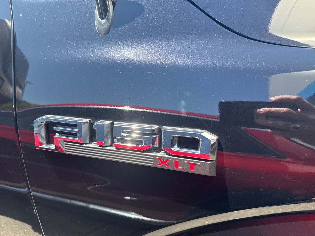 Used 2019 Ford F150 XLT w/ Equipment Group 302A Luxury image 3