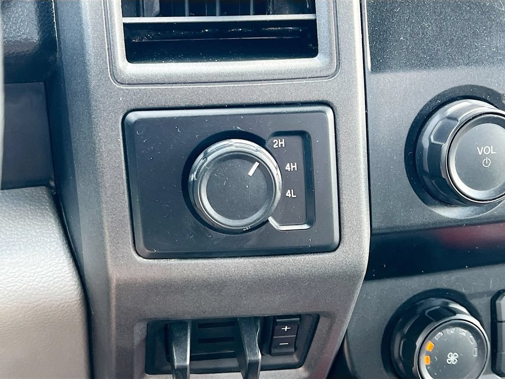 Used 2020 Ford F450 XL AWD/4WD image 28