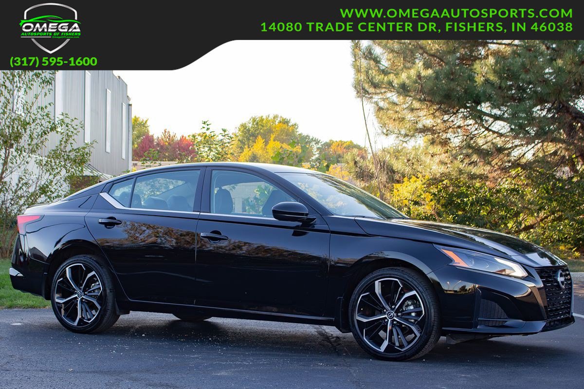 Used 2025 Nissan Altima 2.5 SR
