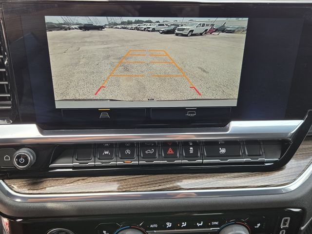 Used 2024 Chevrolet Silverado 1500 LT AWD/4WD image 16