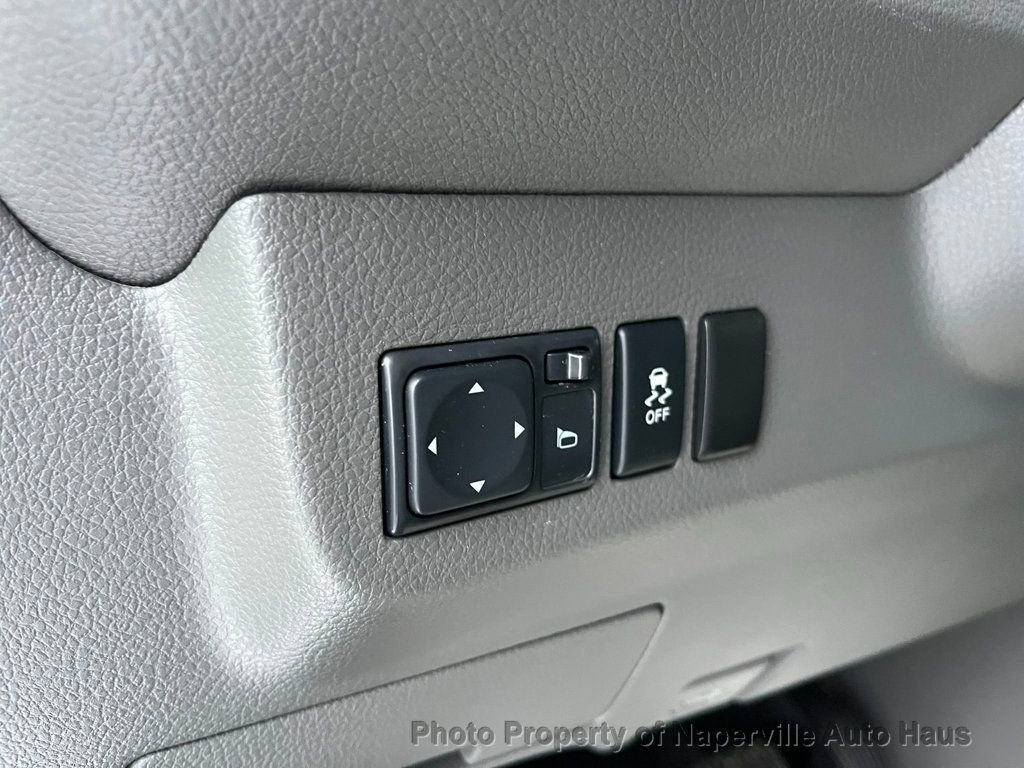 Used 2017 Nissan NV 3500 S w/ Power Package image 10
