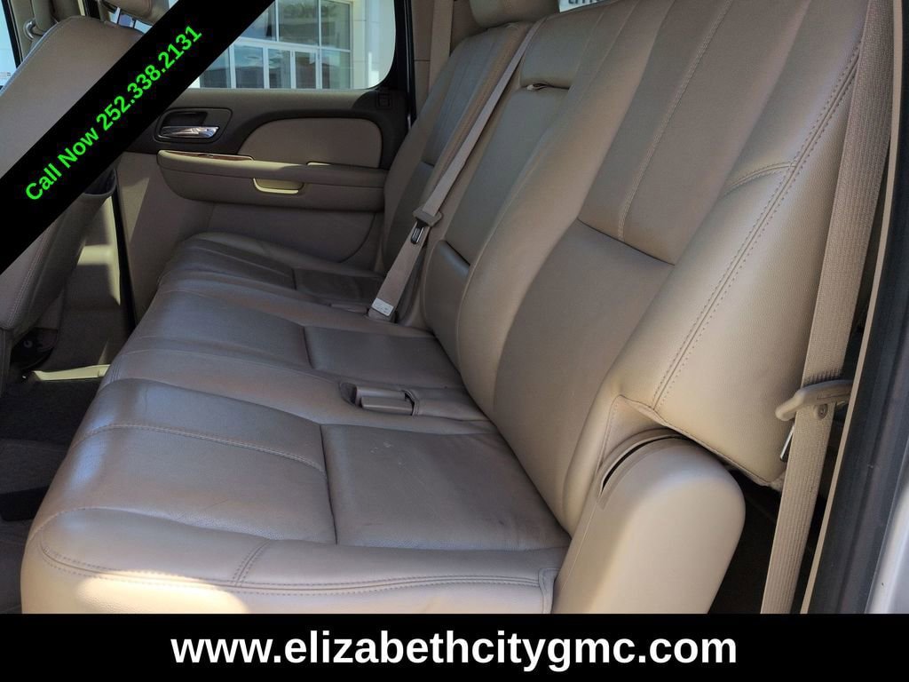 Used 2012 GMC Yukon XL SLT w/ SLT-2 Equipment Package AWD/4WD image 15