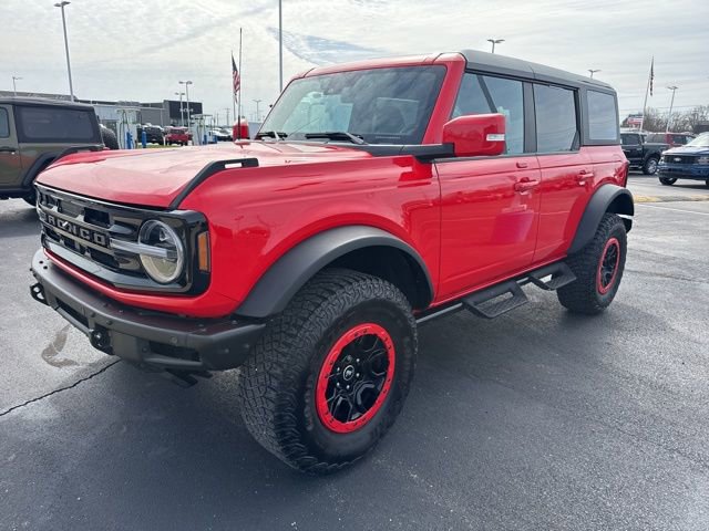 Used 2023 Ford Bronco Outer Banks w/ Sasquatch Package image 2