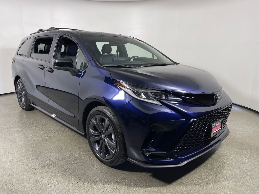 New 2026 Toyota Sienna XSE
