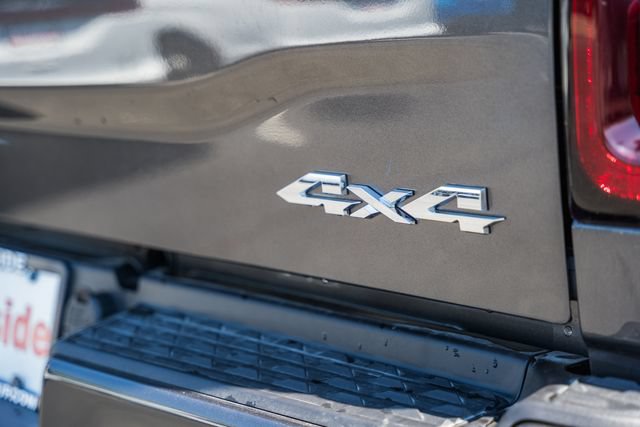 New 2026 RAM 3500 Big Horn AWD/4WD image 10