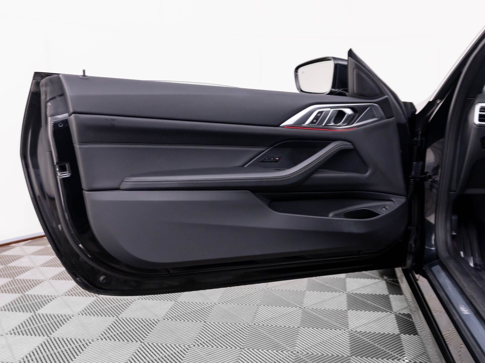 Used 2025 BMW 430i xDrive Convertible AWD/4WD image 10