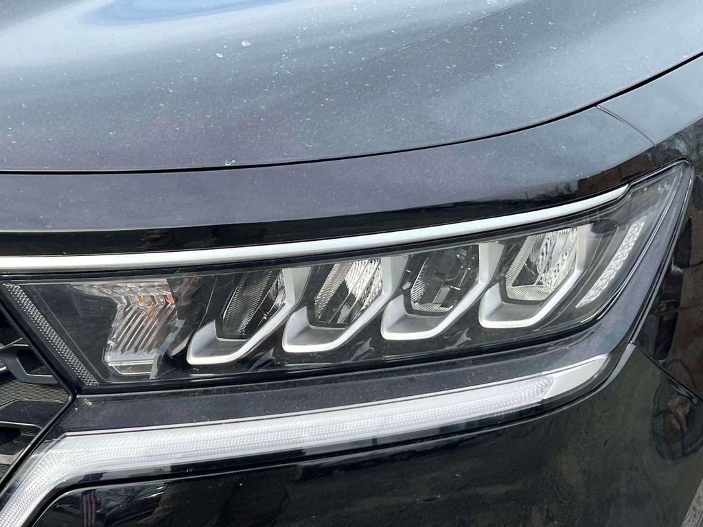 Used 2023 Kia Sorento LX image 8