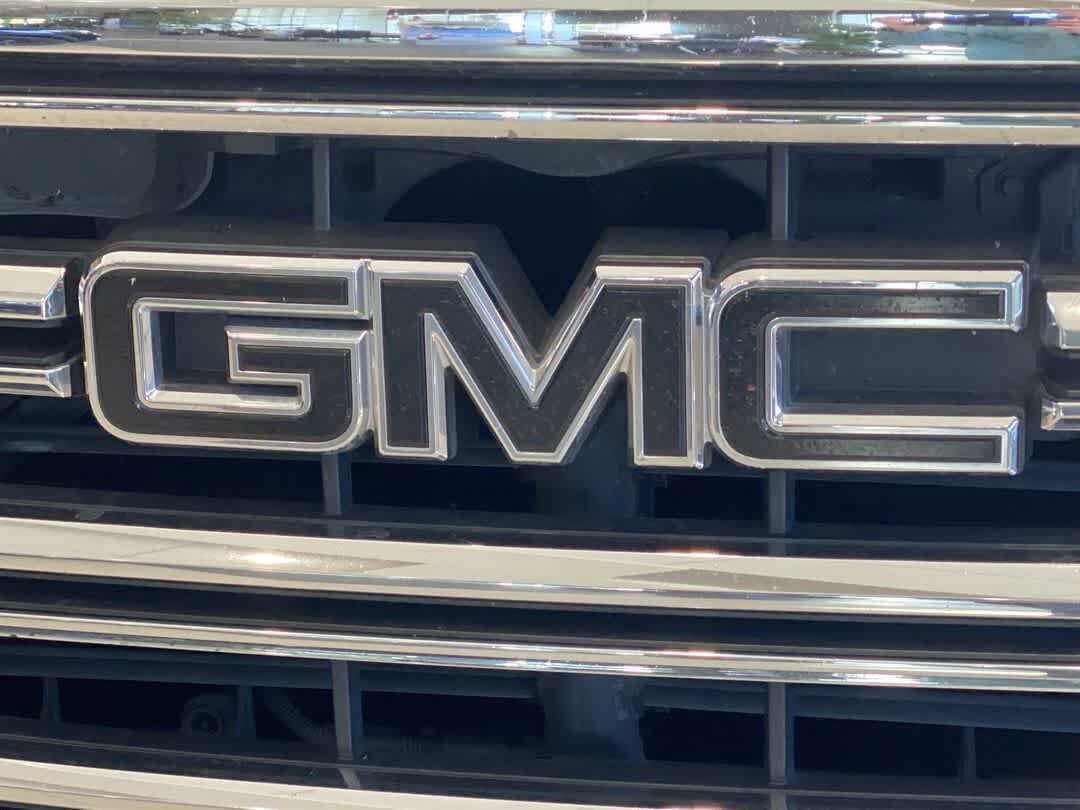 Used 2018 GMC Sierra 1500 SLT w/ SLT Premium Package AWD/4WD image 10
