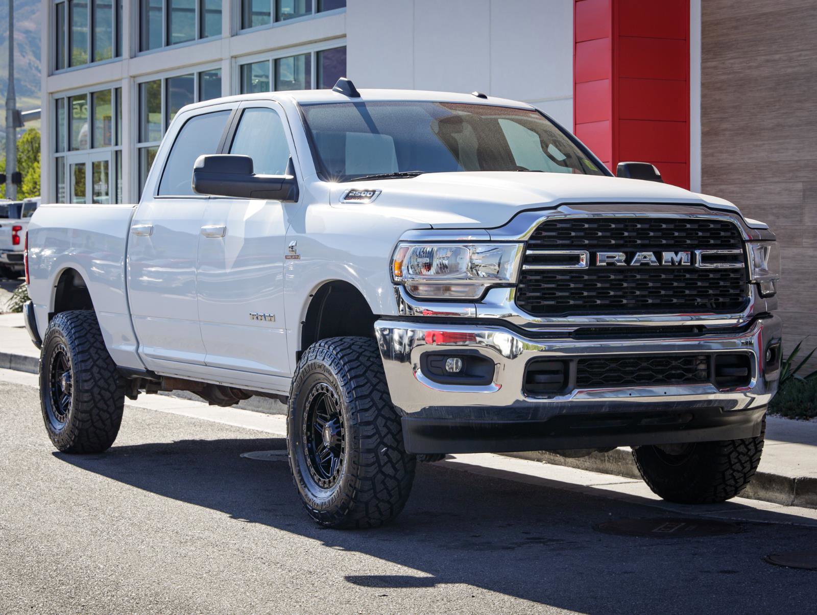 Used 2022 RAM 2500 Big Horn w/ Cold Weather Group AWD/4WD image 1