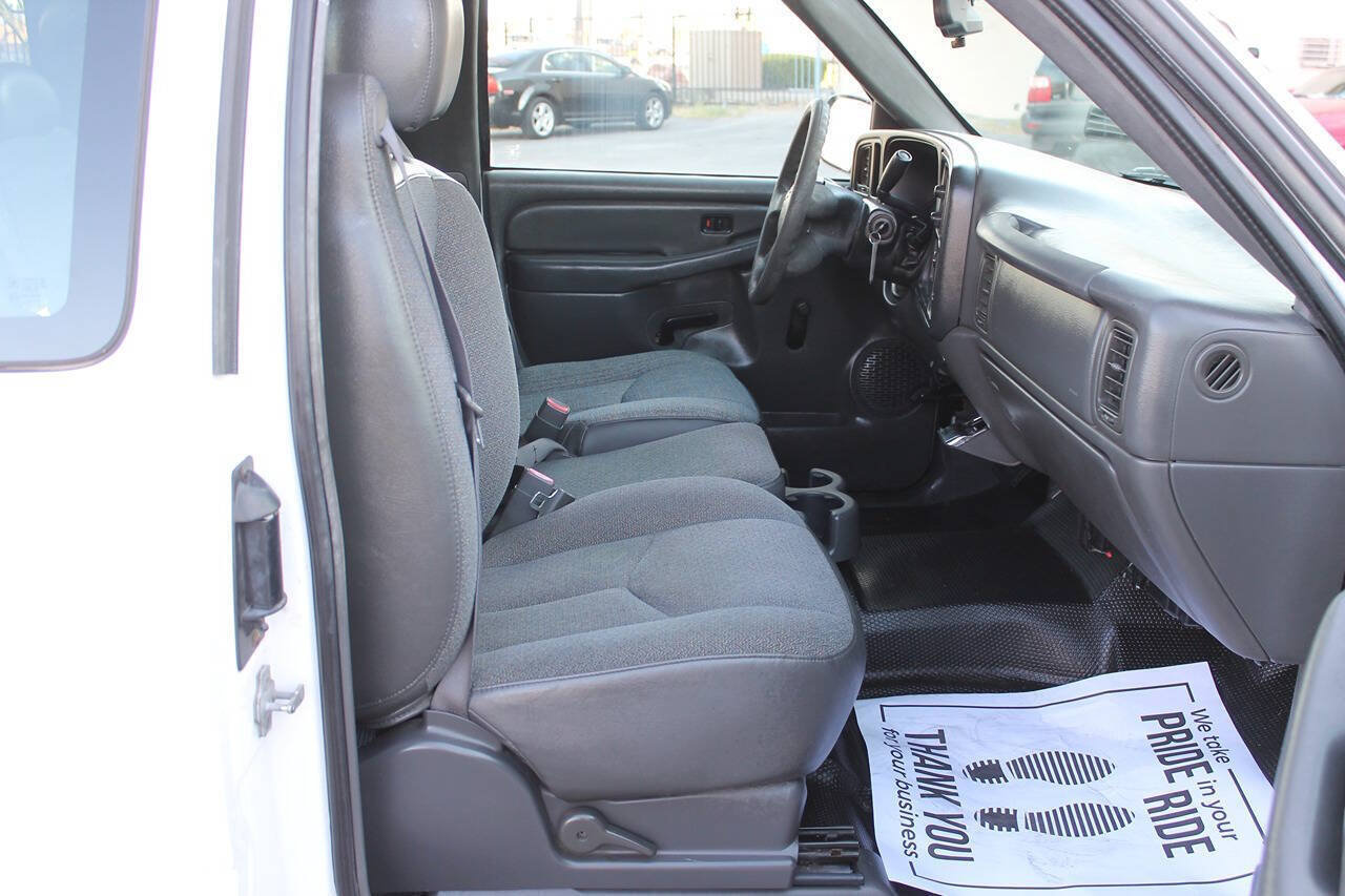 Used 2006 Chevrolet Silverado 1500 W/T RWD image 33