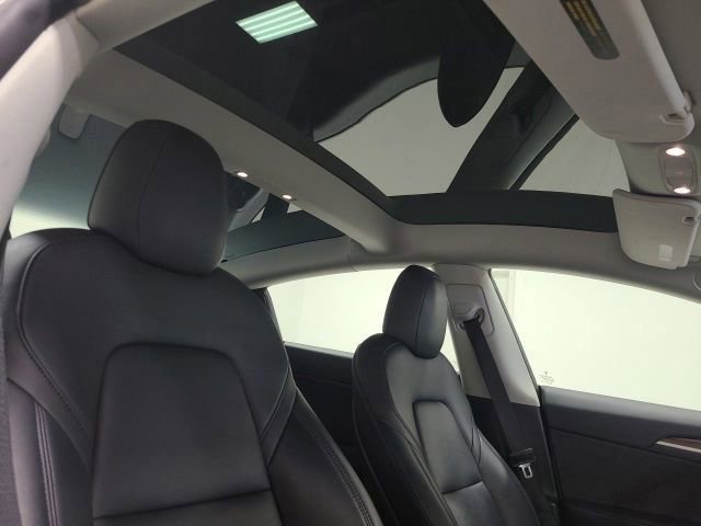 Used 2022 Tesla Model 3 Long Range AWD/4WD image 11