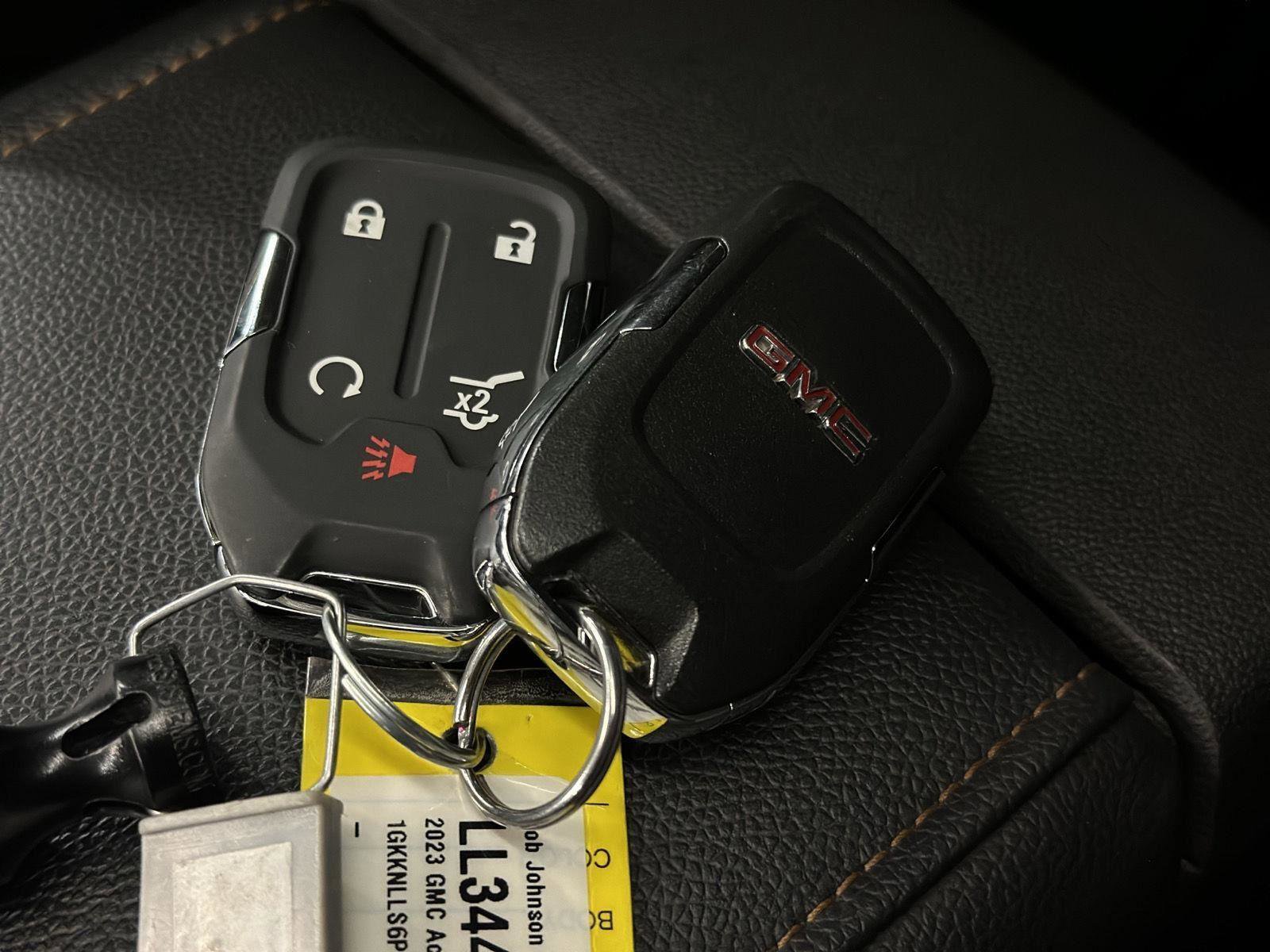 Certified 2023 GMC Acadia AT4 w/ Preferred Package image 46