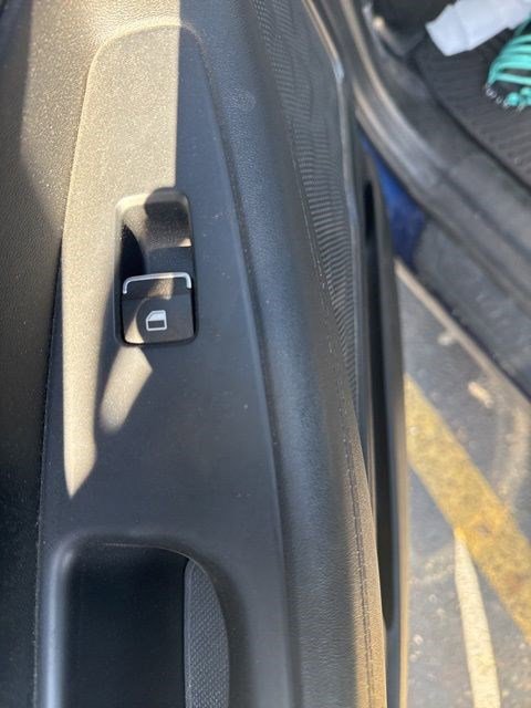 Used 2022 Hyundai Santa Fe SEL w/ Convenience Package image 16