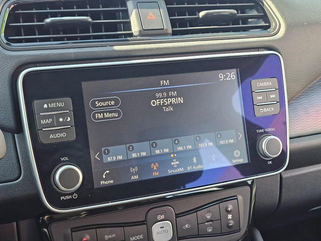 Certified 2025 Nissan Leaf SV Plus image 22