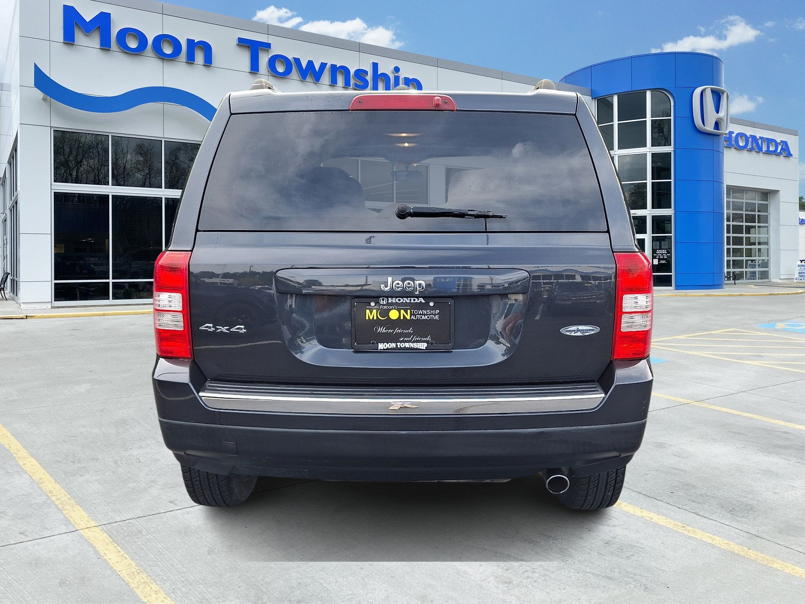 Used 2016 Jeep Patriot High Altitude AWD/4WD image 5