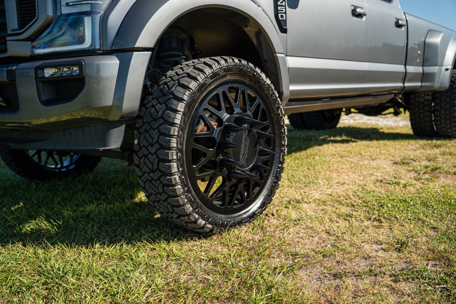 Used 2021 Ford F450 Platinum AWD/4WD image 19