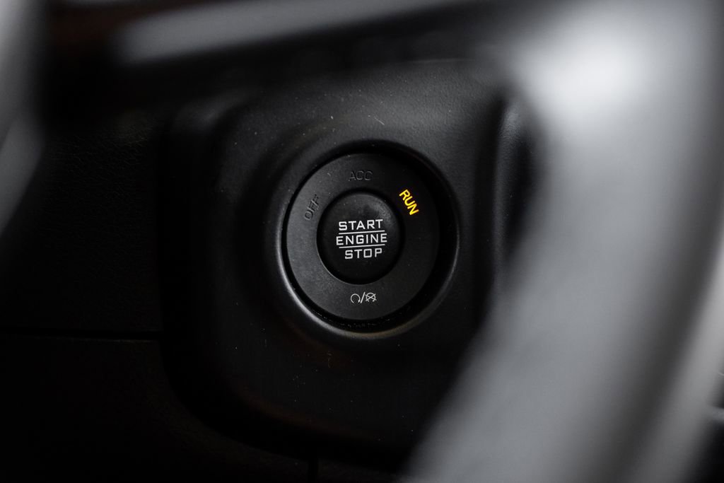 Used 2022 Jeep Wrangler Unlimited Sport image 29