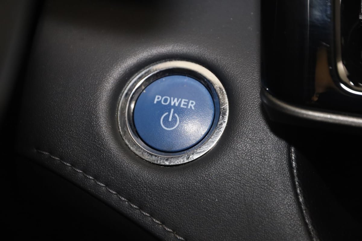 Used 2022 Toyota Highlander XLE FWD image 29