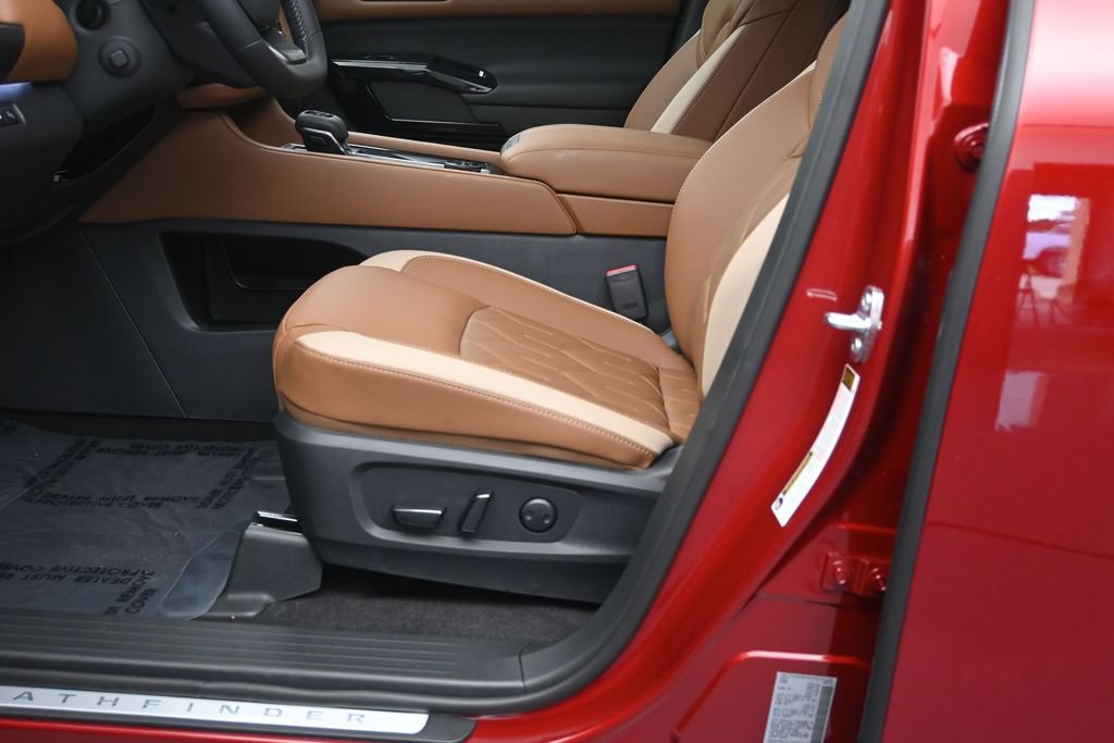 New 2026 Nissan Pathfinder Platinum AWD/4WD image 22