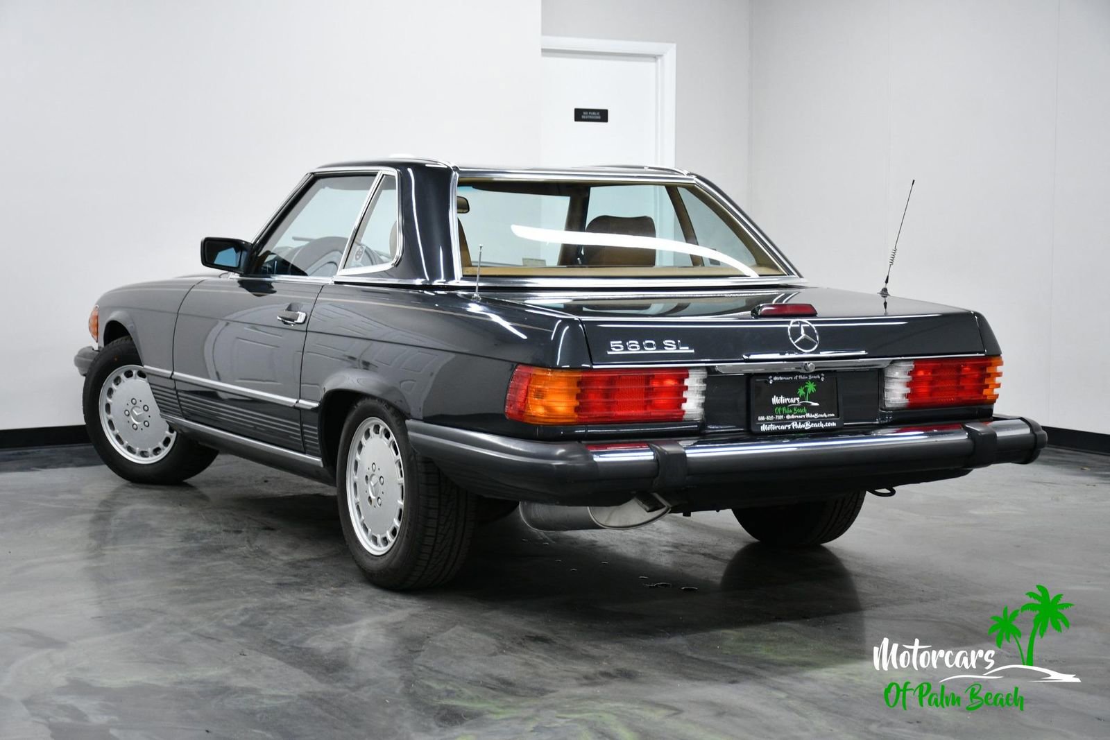 Used 1989 Mercedes-Benz 560 SL image 8