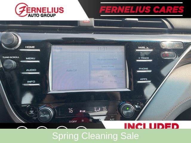 Used 2018 Toyota Camry XLE FWD image 7