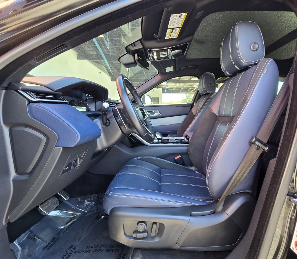 Used 2022 Land Rover Range Rover Velar R-Dynamic S image 14